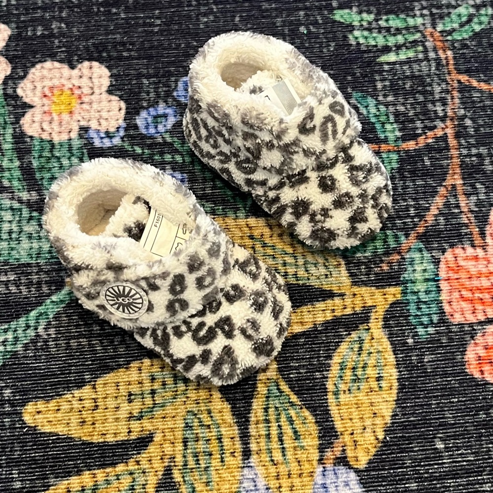 UGG Gray and Cream Leopard Faux Fur Baby Booties